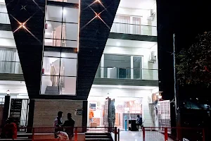 Hotel Welcome Inn Greater Noida image