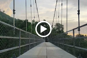 Jembatan Gantung- Alas Bayur image