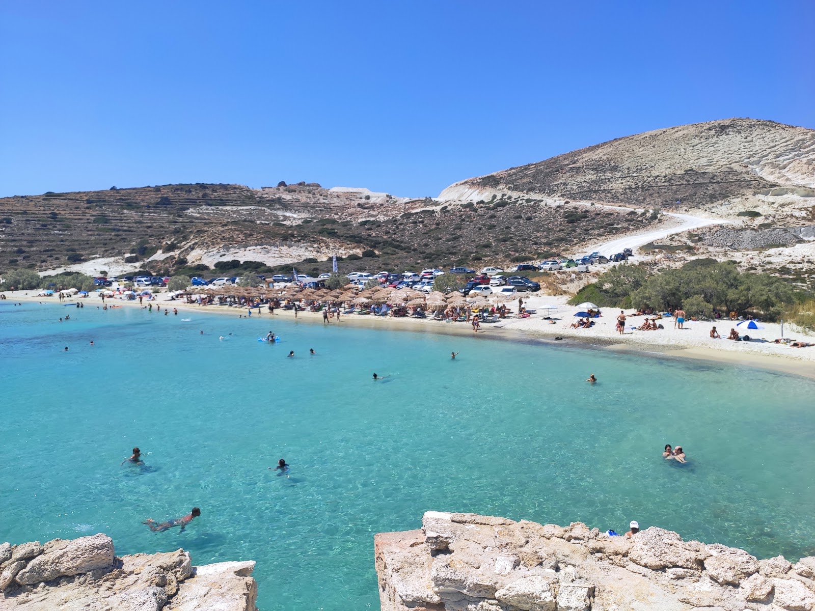 Prassa Plajı'in fotoğrafı kısmen tatil bölgesi