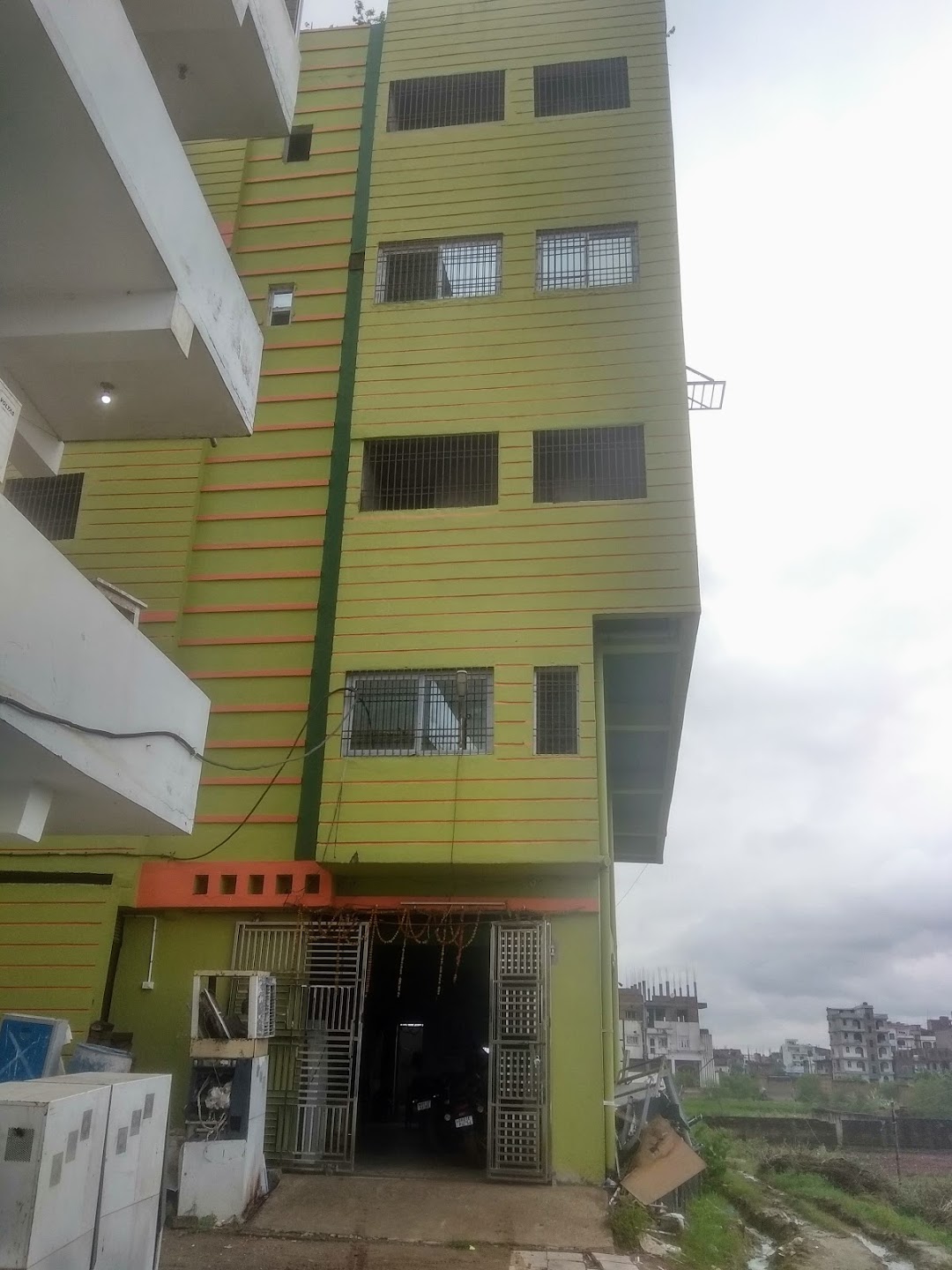 Arvind Constructions
