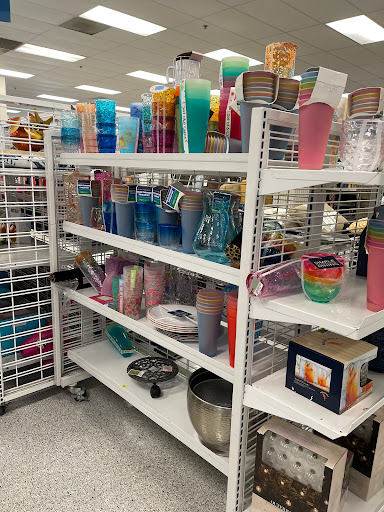 Clothing Store «Ross Dress for Less», reviews and photos, 2701 SW College Rd, Ocala, FL 34474, USA