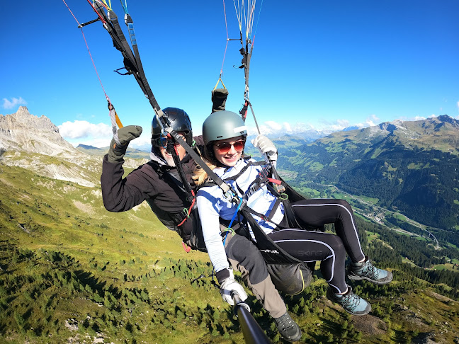 Joyride Paragliding - Davos