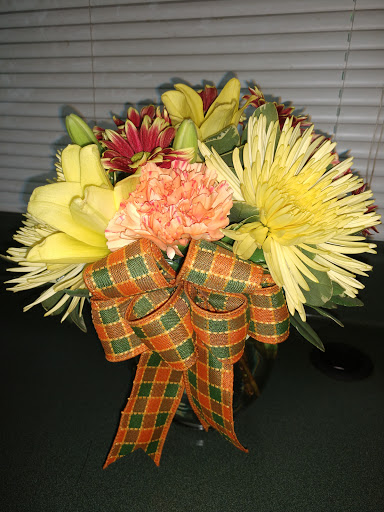 Florist «Mystical Gardens Flower Shop/Palmetto Florist», reviews and photos, 4576 New Jesup Hwy, Brunswick, GA 31520, USA