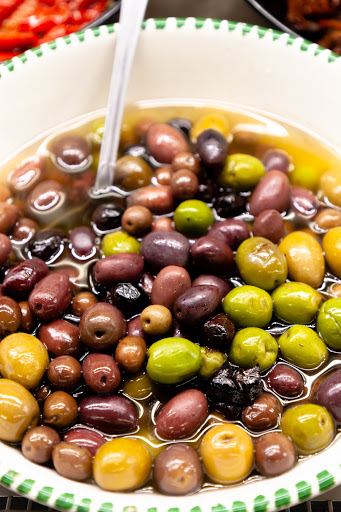 Gourmet Grocery Store «Frank and Marias», reviews and photos, 10 W Main St, Bay Shore, NY 11706, USA