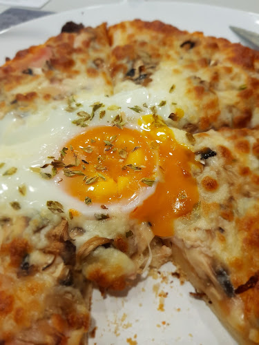 https://m.facebook.com/pages/category/Pizza-Place/Pizzaria-da-Cidade-174723622921103/?locale2=pt_PT