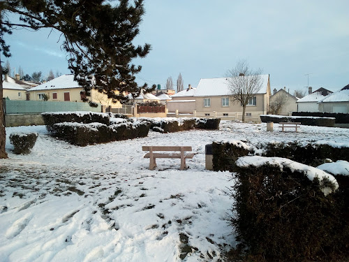 Square Marcel Paul à Saint-Just-en-Chaussée