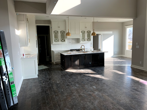 Cabinet Maker «CUSTOM CABINETS BY LAWRENCE CONSTRUCTION INC», reviews and photos, 1427 Merriam Ln, Kansas City, KS 66103, USA