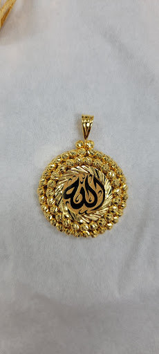 Jeweler «Delores Jewelers», reviews and photos, 464 N Alafaya Trail, Orlando, FL 32828, USA