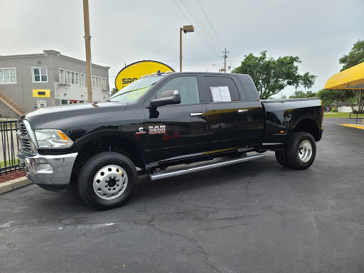 Used Car Dealer «SRQ Auto, LLC», reviews and photos, 2116 9th St W, Bradenton, FL 34205, USA