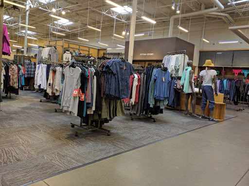 Camping Store «REI», reviews and photos, 7099 Amador Plaza Rd, Dublin, CA 94568, USA