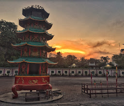 Vihara Gunung Timur photo