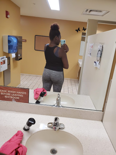 Community Center «City of Auburn Hills Community Center», reviews and photos, 1827 N Squirrel Rd, Auburn Hills, MI 48326, USA