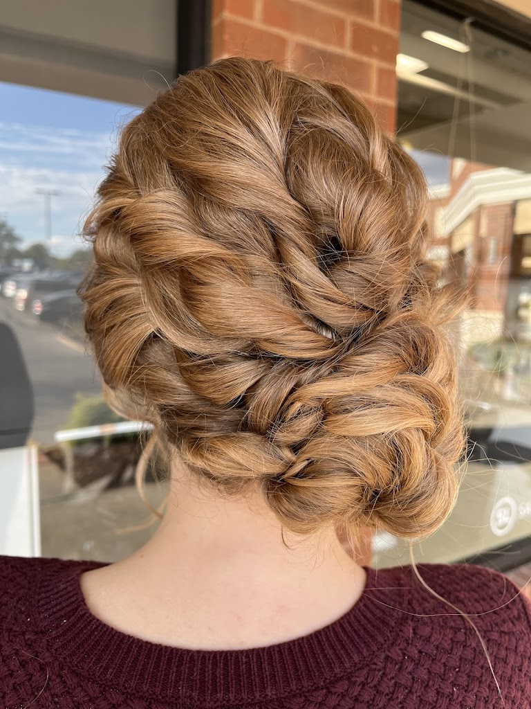 Styles and Artistry By Katie 63131