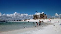 Photo de Norriego Point Beach avec rivage droit, long