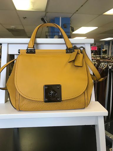 Stores and Shopping «Frugalista», reviews and photos, 3069 Mt Pleasant St NW, Washington, DC 20009, USA