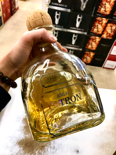 Liquor Store «Globe Liquors», reviews and photos, 5 Cape Rd, Taunton, MA 02780, USA