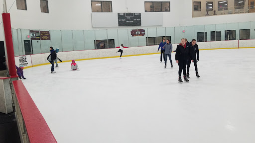Community Center «Scott R. Triphahn Community Center & Ice Arena», reviews and photos, 1685 W Higgins Rd, Hoffman Estates, IL 60169, USA