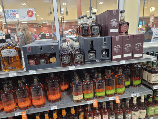 Supermarket «Giant Eagle Supermarket», reviews and photos, 7939 Day Dr, Cleveland, OH 44129, USA