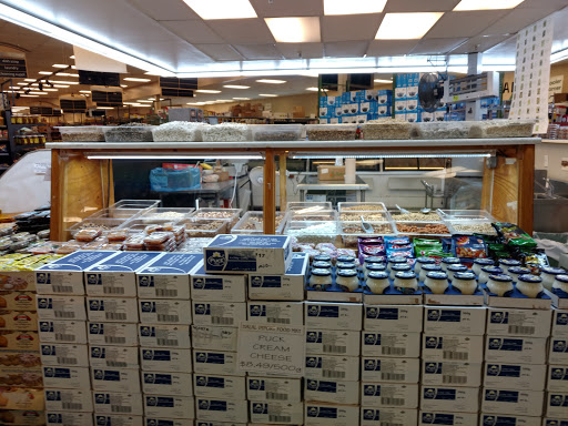 Grocery Store «Halal Import Food Market», reviews and photos, 701 E Pioneer Pkwy, Arlington, TX 76010, USA