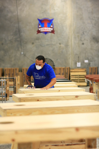 Outdoor Sports Store «Victory Tailgate», reviews and photos, 2437 E Landstreet Rd, Orlando, FL 32824, USA