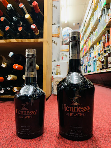 Liquor Store «Cork & Bottle Liquors», reviews and photos, 516 Main St, Laurel, MD 20707, USA