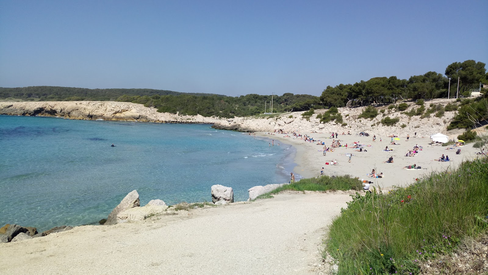 Sainte Croix Beach On The Map With Photos And Reviews Beachsearcher Com