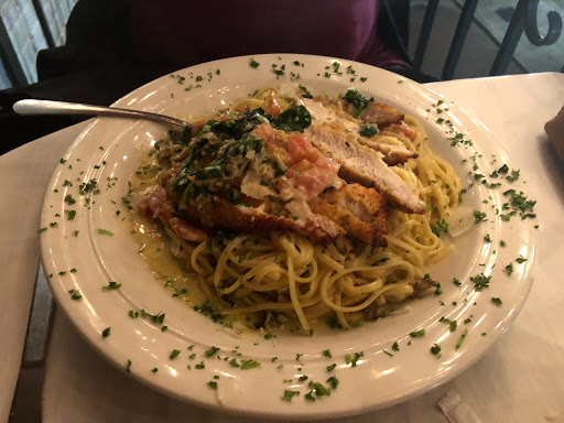 Eclectic Restaurant «Riverboat Landing», reviews and photos, 2 Market St, Wilmington, NC 28401, USA