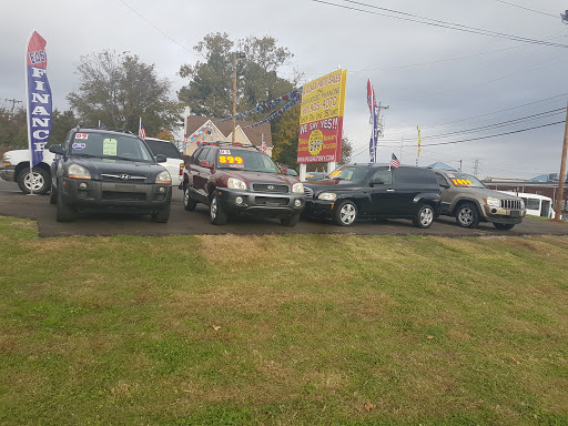 Used Car Dealer «A Class Auto Sales», reviews and photos, 1156 College St, Clarksville, TN 37040, USA