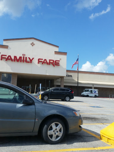 Grocery Store «Family Fare Supermarket», reviews and photos, 1510 Harlan Dr, Bellevue, NE 68005, USA