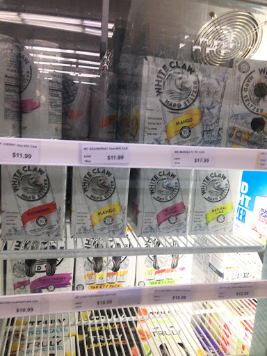 Grocery Store «Milford Market», reviews and photos, 26 Bridge St, Milford, NJ 08848, USA