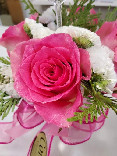 Florist «Corner Gifts & Florist», reviews and photos, 2703 E Moore Ave, Searcy, AR 72143, USA