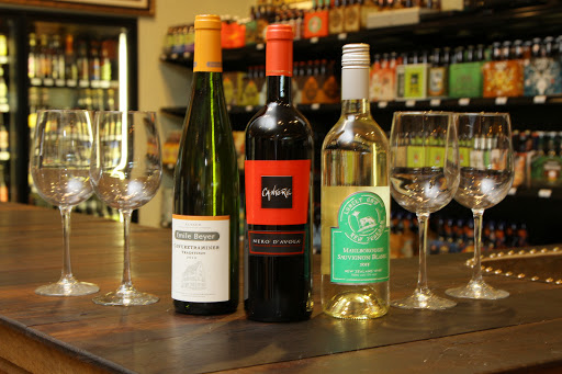 Wine Store «Red Dog Wine & Spirits», reviews and photos, 1031 Riverside Dr, Franklin, TN 37064, USA