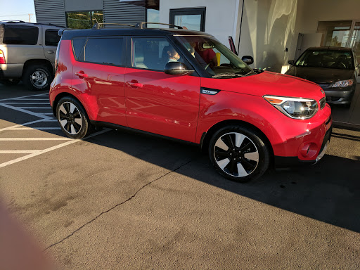 Kia Dealer «Power Kia», reviews and photos, 3705 Market St NE, Salem, OR 97301, USA