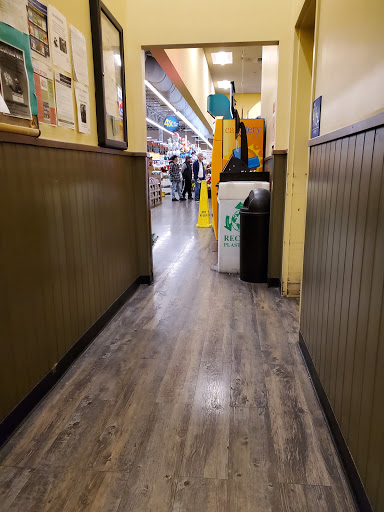 Safeway image