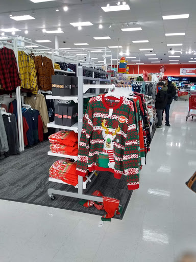 Department Store «Target», reviews and photos, 2975 Horseblock Road, Medford, NY 11763, USA
