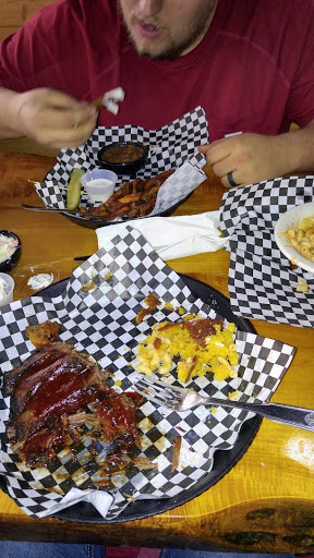 Barbecue Restaurant «Warthog BBQ Pit», reviews and photos, 11811 Pacific Ave S, Tacoma, WA 98444, USA