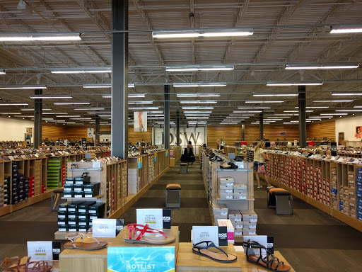 Shoe Store «DSW Designer Shoe Warehouse», reviews and photos, 852 N E Mall Blvd, Hurst, TX 76053, USA