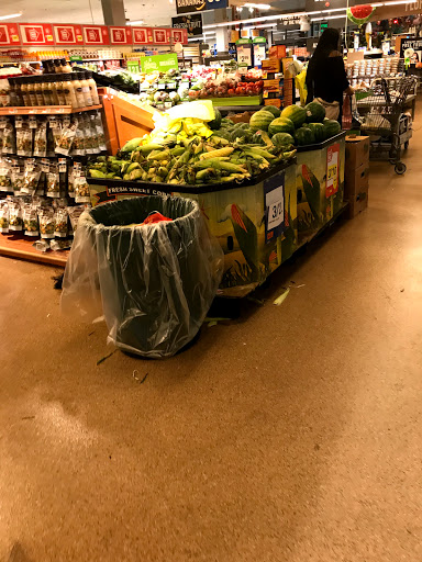 Grocery Store «Super Stop & Shop», reviews and photos, 7417 Grand Ave, Maspeth, NY 11378, USA
