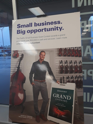 Print Shop «FedEx Office Print & Ship Center», reviews and photos, 4676 W Broad St, Columbus, OH 43228, USA