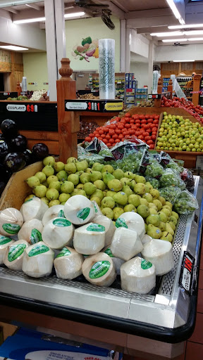 Produce Market «Huntington Beach Farmers Market», reviews and photos, 15881 Gothard St, Huntington Beach, CA 92647, USA