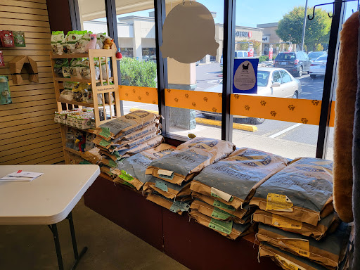 Pet Supply Store «Healthy Pets Northwest», reviews and photos, 4435 SE Woodstock Blvd, Portland, OR 97206, USA