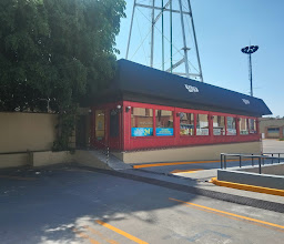 Kings Pub Loreto photo