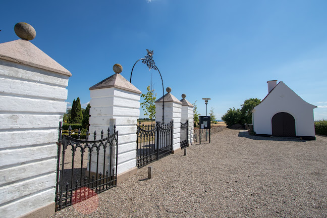 Husby, Storegade 4, 5592 Ejby