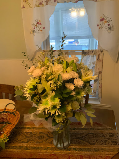 Florist «Event Connoisseur Flowers & Gifts», reviews and photos, 39 New London Turnpike #116, Glastonbury, CT 06033, USA