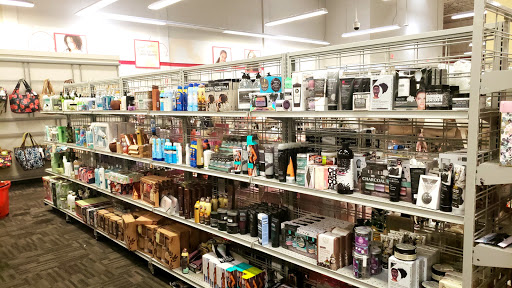 Clothing Store «Burlington Coat Factory», reviews and photos, 3333 N State Rd 7, Lauderdale Lakes, FL 33319, USA