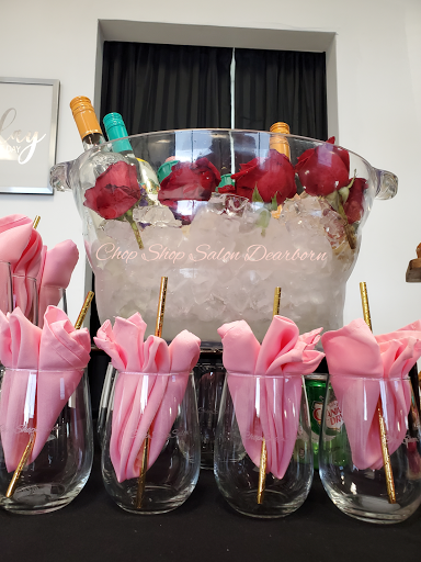 Beauty Salon «CHOP SHOP SALON», reviews and photos, 29827 W Nine Mile Rd, Farmington Hills, MI 48336, USA