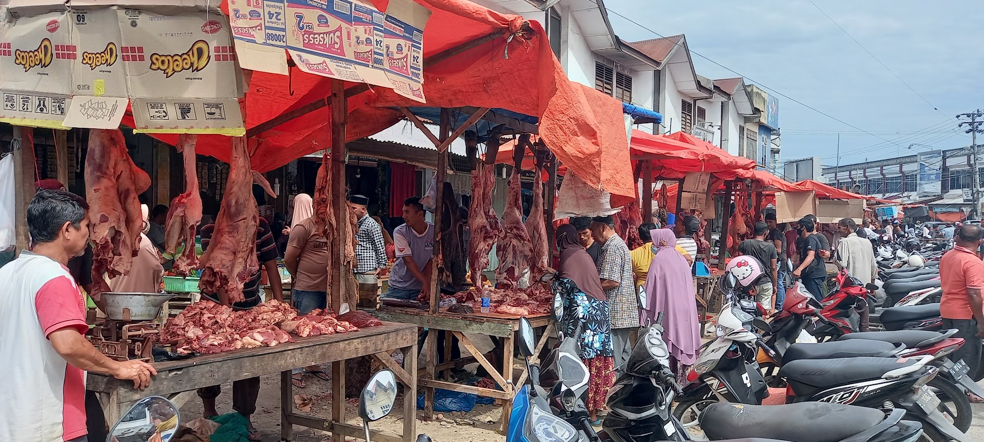 Gambar Pasar Tradisional Simpang Tujuh Ulee Kareng