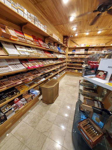 Tobacco Shop «PLYMOUTH CIGARS AND TOBACCO», reviews and photos, 16605 County Rd 24 #203, Plymouth, MN 55447, USA