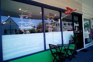Graze Cafe and Sushi image