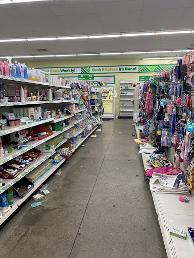 Dollar Store «Dollar Tree», reviews and photos, 3120 S 24th St, Omaha, NE 68108, USA